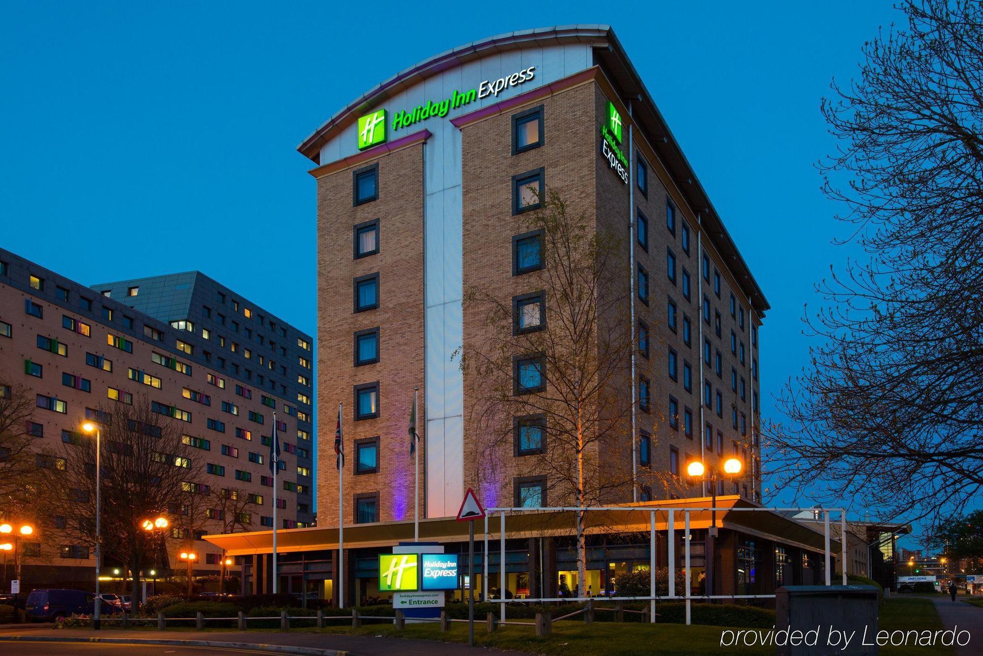Holiday Inn Express Leeds City Centre, An Ihg Hotel Exteriér fotografie
